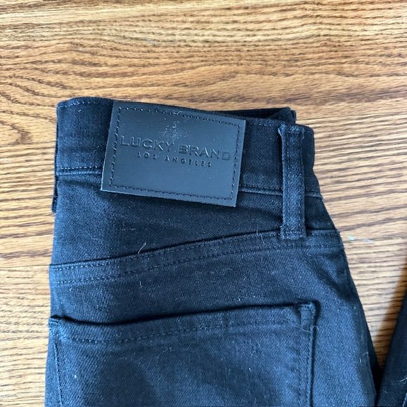 LUCKY BRAND SKINNY JEANS BLACK SIZE 27/4 BRAND NEW - Picture 3 of 8